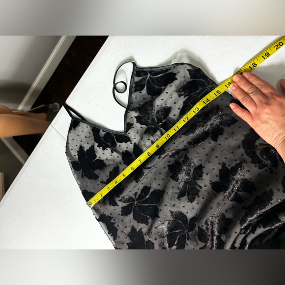 Fantasies by Morgan Taylor Sexy Nightgown lace velvet size S - Picture 13 of 16